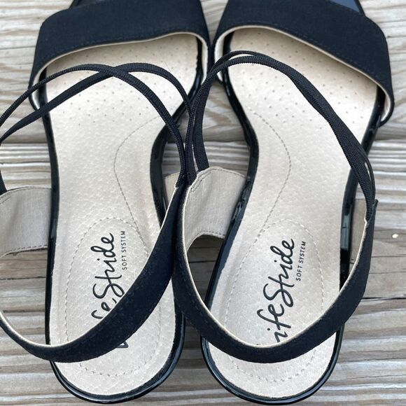 Life Stride Yolo Women's Black Ankle Strap Wedge Sandals Size 7 NWOT - Picture 6 of 8
